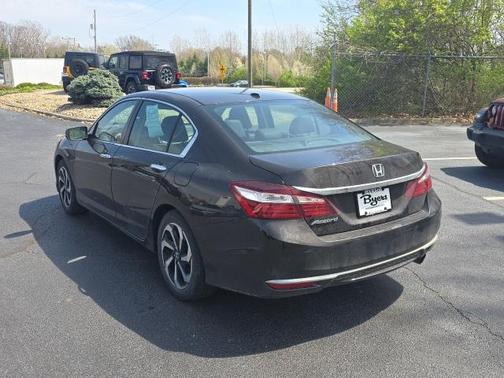 2017 Honda Accord EX-L w/Navigation & Honda Sensing