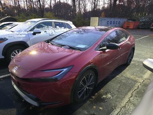 2024 Toyota Prius XLE