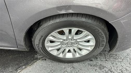 2013 Toyota Sienna XLE