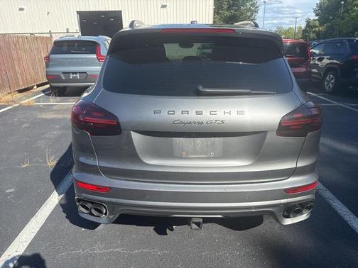 2016 Porsche Cayenne GTS