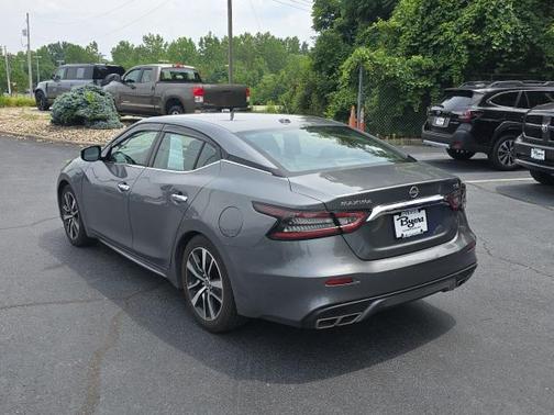 2023 Nissan Maxima SV Xtronic CVT