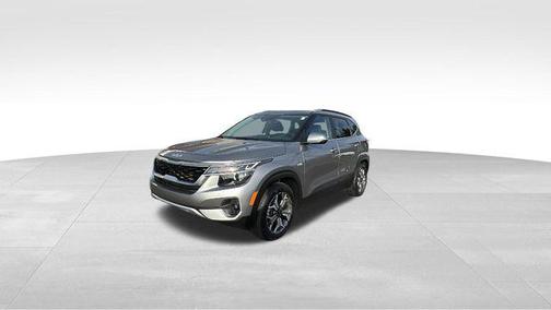 Steel Gray 2023 Kia Seltos EX