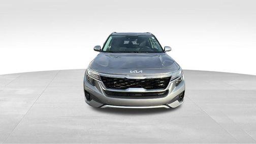 Steel Gray 2023 Kia Seltos EX