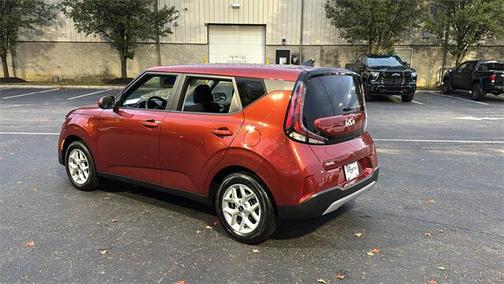 2024 Kia Soul LX