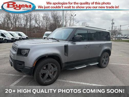 2022 Land Rover Defender 110 X-Dynamic SE