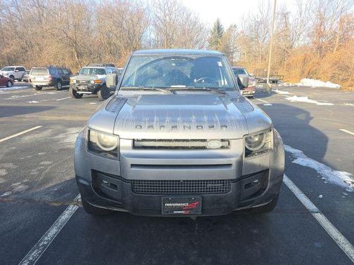 2022 Land Rover Defender 110 X-Dynamic SE