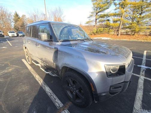 2022 Land Rover Defender 110 X-Dynamic SE