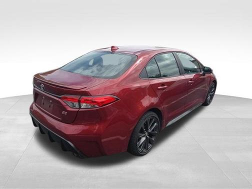 Ruby Flare Pearl 2025 Toyota Corolla SE