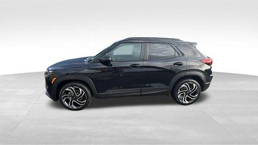 Mosaic Black Metallic 2024 Chevrolet Trailblazer RS