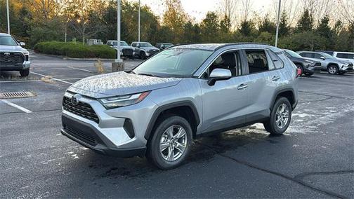 2025 Toyota RAV4 XLE