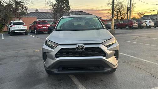 2022 Toyota RAV4 LE