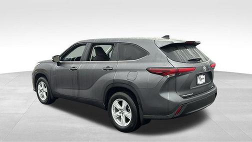 2025 Toyota Highlander LE