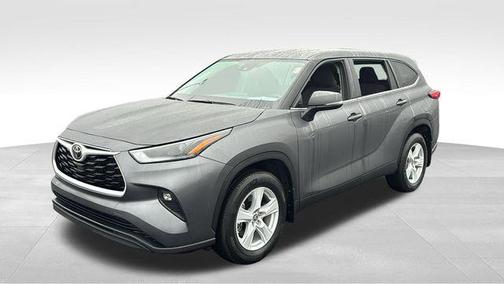 2025 Toyota Highlander LE