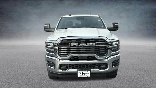 Bright White Clearcoat 2026 RAM 2500 Big Horn Crew Cab 4x4 6'4' Box