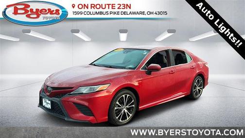 2020 Toyota Camry SE