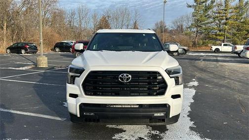 2025 Toyota Sequoia SR5