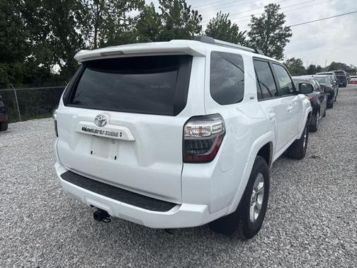 2024 Toyota 4Runner SR5