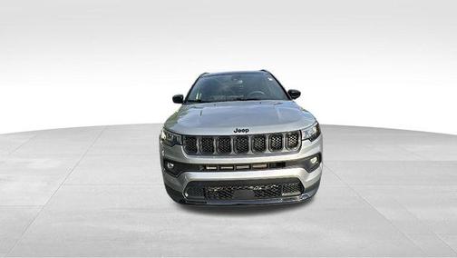 Billet Silver Metallic Clearcoat 2023 Jeep Compass Latitude