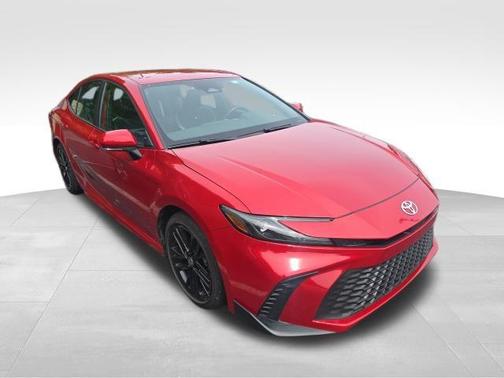 Supersonic Red 2025 Toyota Camry SE