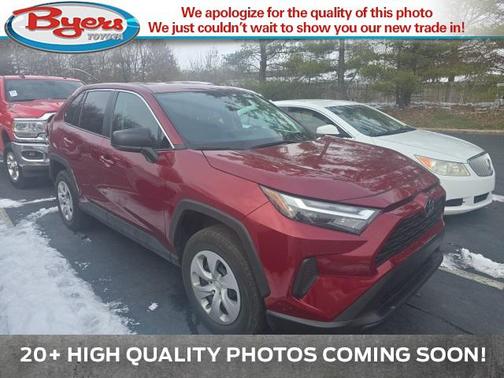 2024 Toyota RAV4 LE