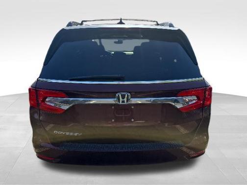 Deep Scarlet Pearl 2020 Honda Odyssey EX-L