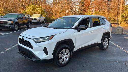 2024 Toyota RAV4 LE