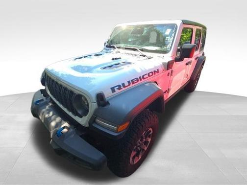 Bright White Clearcoat 2025 Jeep Wrangler 4xe Rubicon