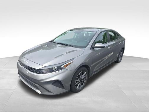 Steel Gray 2024 Kia Forte LXS