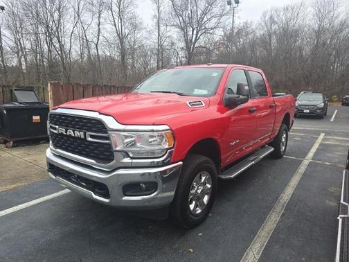 2024 RAM 2500 Big Horn Crew Cab 4x4 6'4' Box