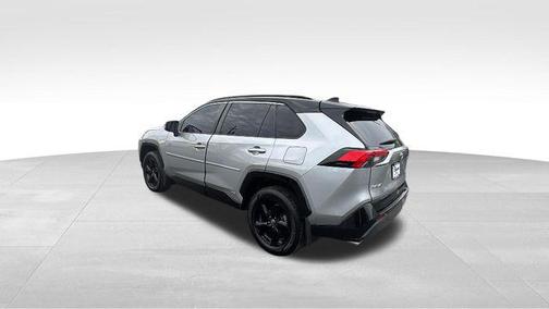 2021 Toyota RAV4 Hybrid SE