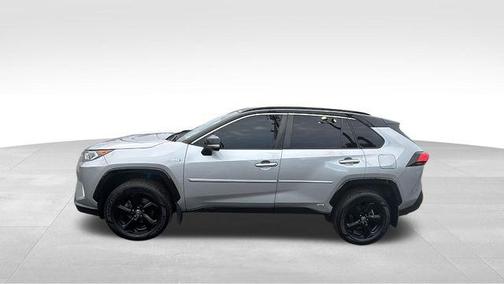 2021 Toyota RAV4 Hybrid SE