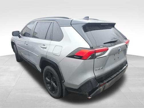 2021 Toyota RAV4 Hybrid SE