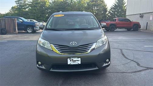 2012 Toyota Sienna XLE