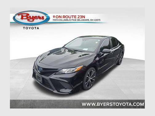 Midnight Black Metallic 2019 Toyota Camry Hybrid SE