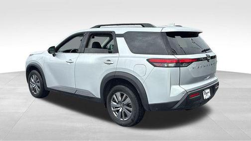 Brilliant Silver Metallic 2025 Nissan Pathfinder SV 4WD
