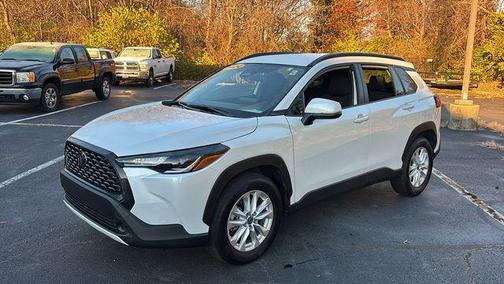 2024 Toyota Corolla Cross LE