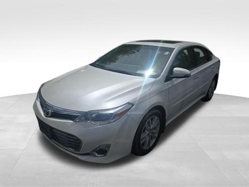 Blizzard Pearl 2015 Toyota Avalon XLE Premium