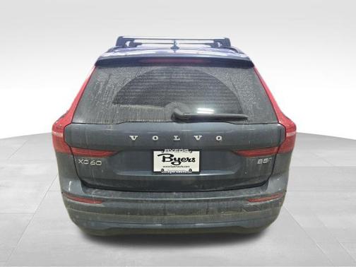 2023 Volvo XC60 B5 Core