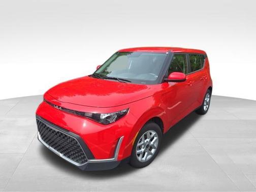 Inferno Red 2024 Kia Soul LX
