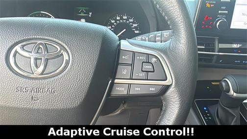 2024 Toyota Sienna XLE 8 Passenger