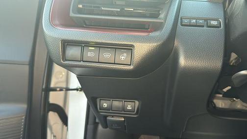 2025 Toyota Prius Plug-In Hybrid XSE