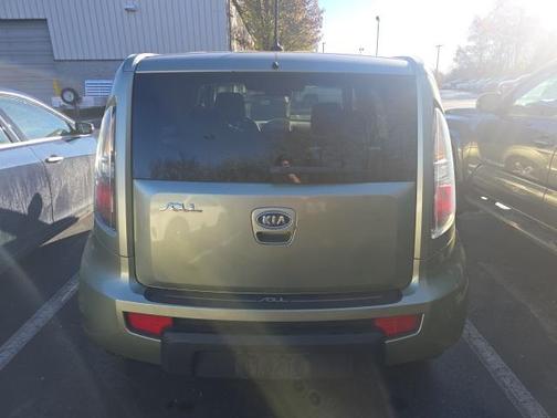 2011 Kia Soul +