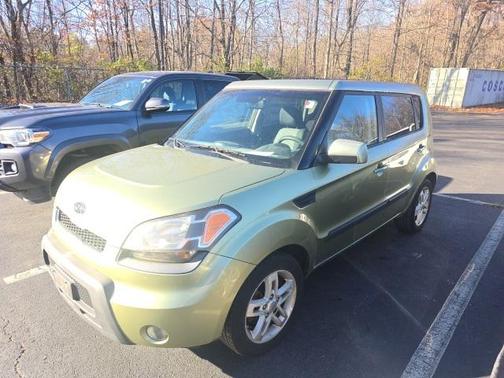 2011 Kia Soul +