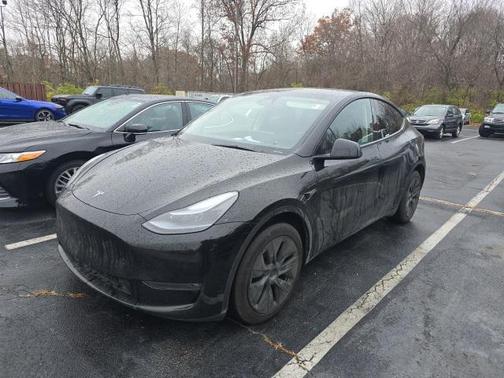 2025 Tesla Model Y Long Range Dual Motor All-Wheel Drive