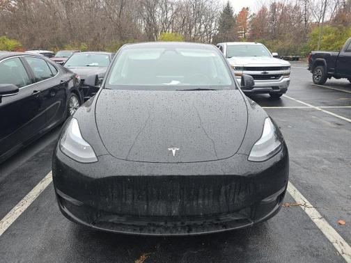 2025 Tesla Model Y Long Range Dual Motor All-Wheel Drive