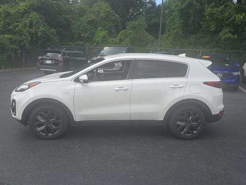 2022 Kia Sportage LX
