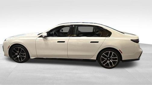 Alpine White 2025 BMW 740 xDrive