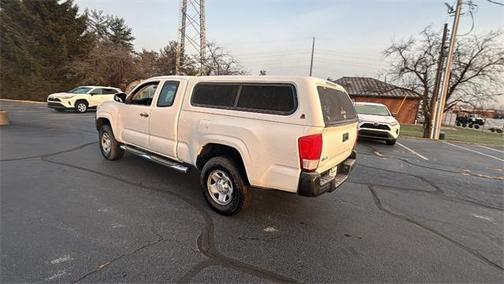 2016 Toyota Tacoma SR