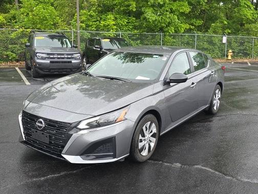 2024 Nissan Altima S FWD