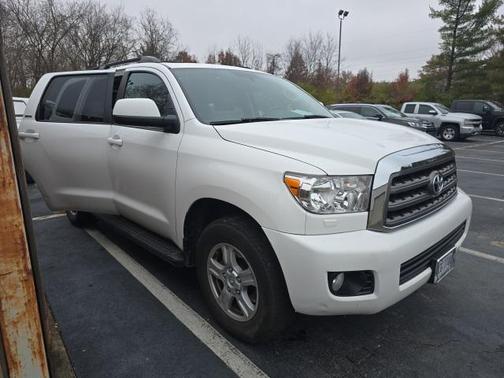 2013 Toyota Sequoia SR5